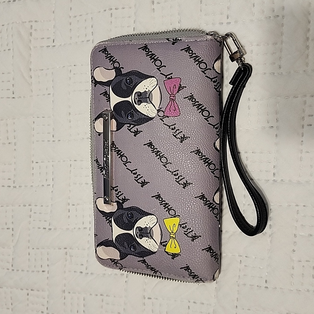 Wallet Dog